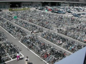 mobilnost - Nigata-Japan_Train-Station